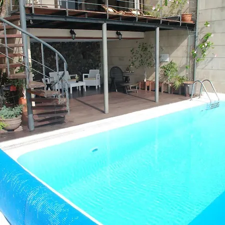 Caracas Con Piscina Climatizable, Free Wifi, Bbq * Santa Ursula (Tenerife)