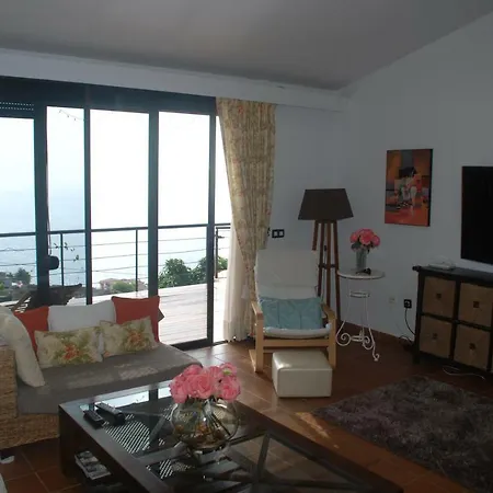 Caracas Con Piscina Climatizable, Free Wifi, Bbq Santa Ursula (Tenerife)
